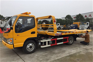 北碚哪里有拖车服务