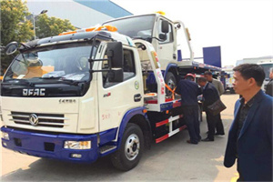 北碚汽车道路救援拖车价格
